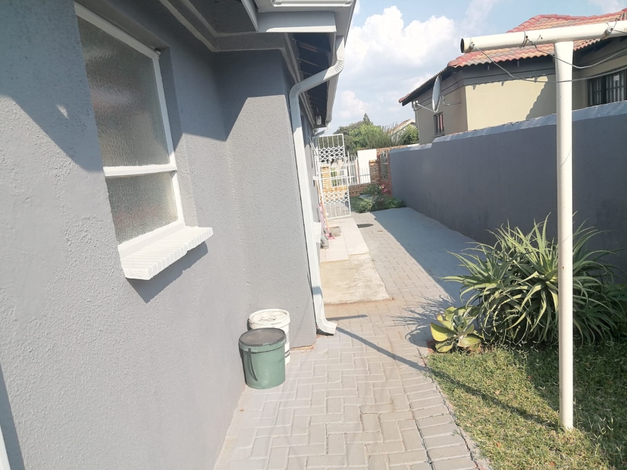 4 Bedroom Property for Sale in Tlhabane West North West